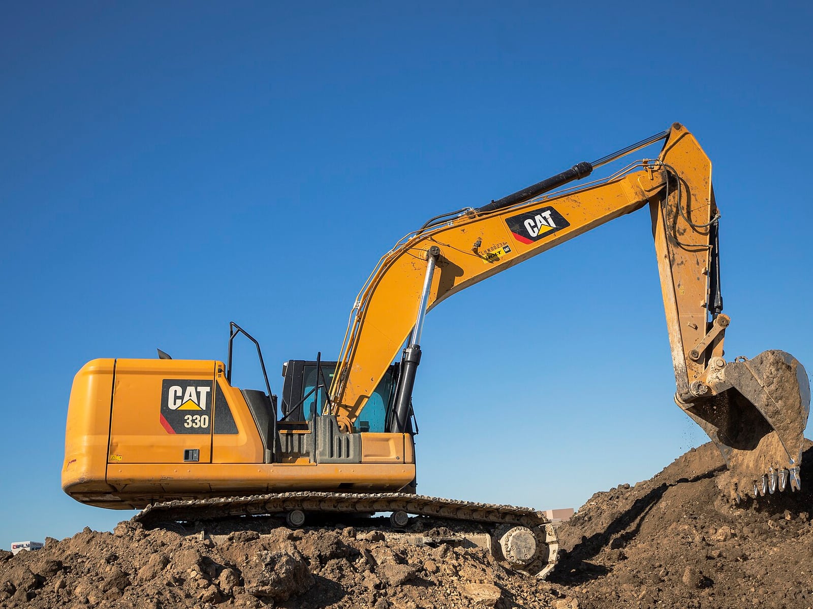 2018 Caterpillar 315F LCR Excavator — catalogue photograph
