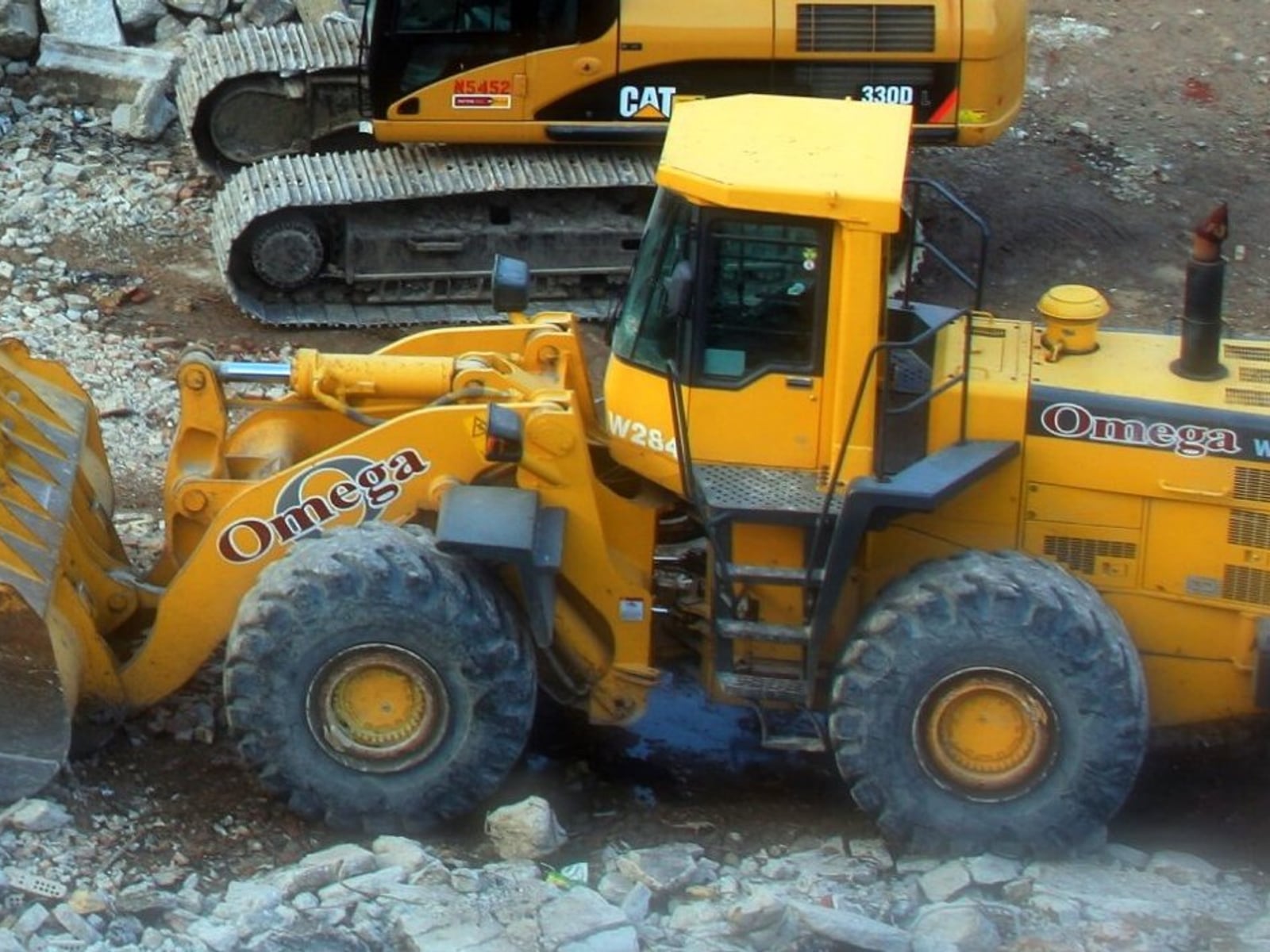2020 John Deere 544L Wheel Loader — catalogue photograph