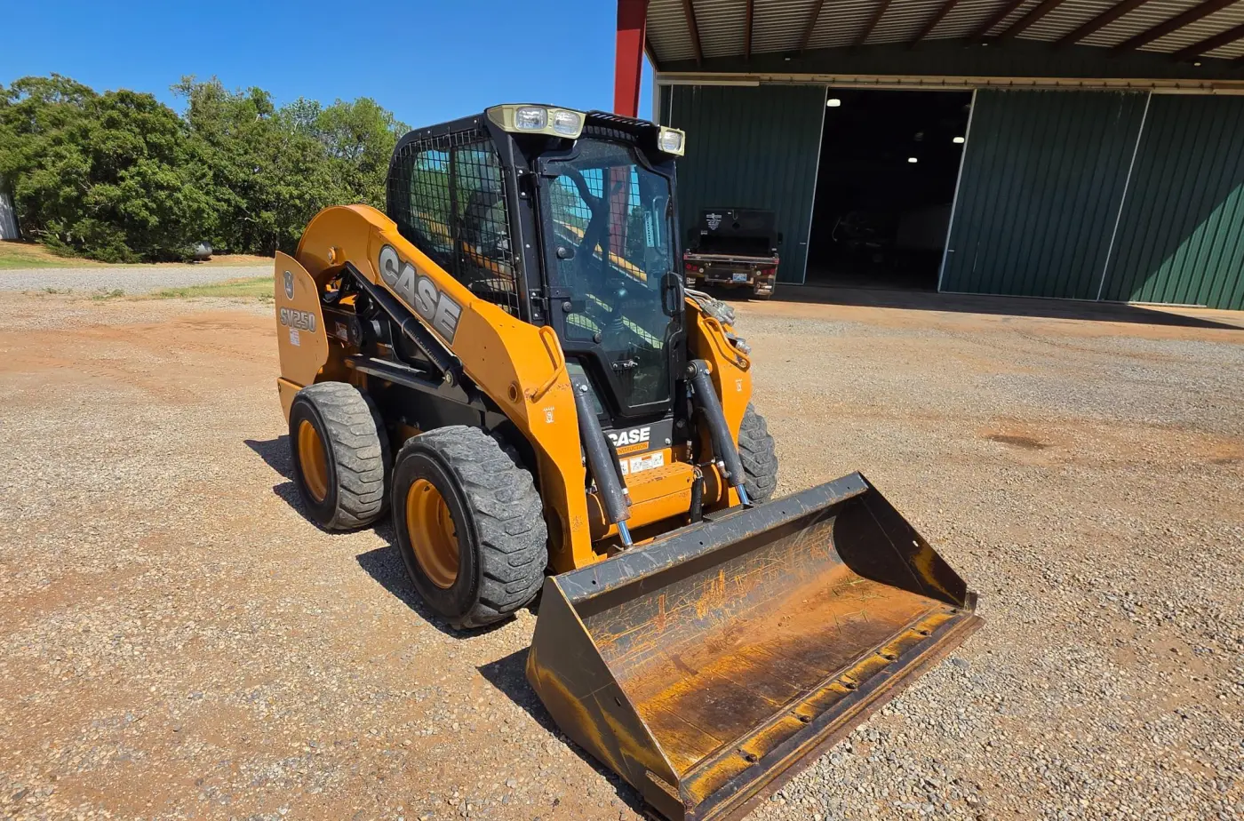 2013 Case SV250 Skid Steer — catalogue photograph